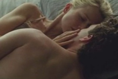 Две мамочки влюбляются в сыновей друг друга (Тайное влечение)