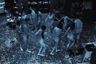 Голая сцена с унижением и раздеванием сотрудников колл-центра